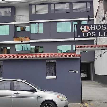 Hostal Los Lirios Лоха Екстериор снимка